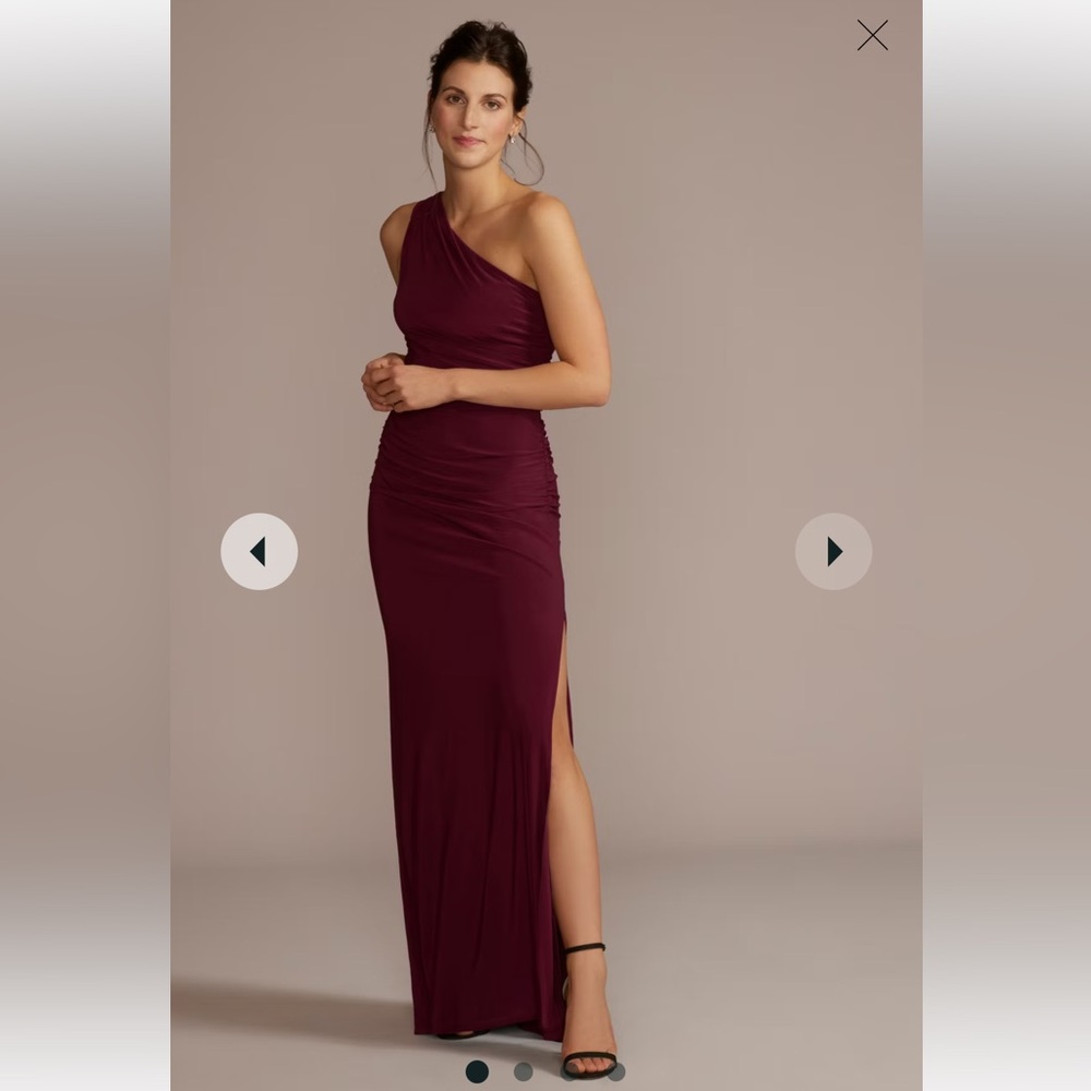 David’s Bridal Bridesmaid dress (Ruched Jersey One-Shoulder Dress)
